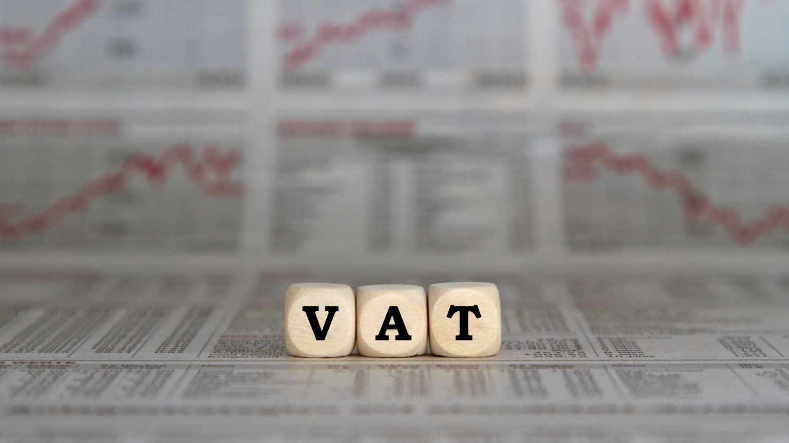 What is the VAT threshold in 2023 and when do you need to register for